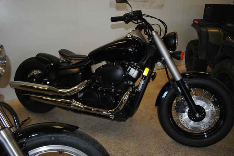 2011 Honda VT750C2B #8