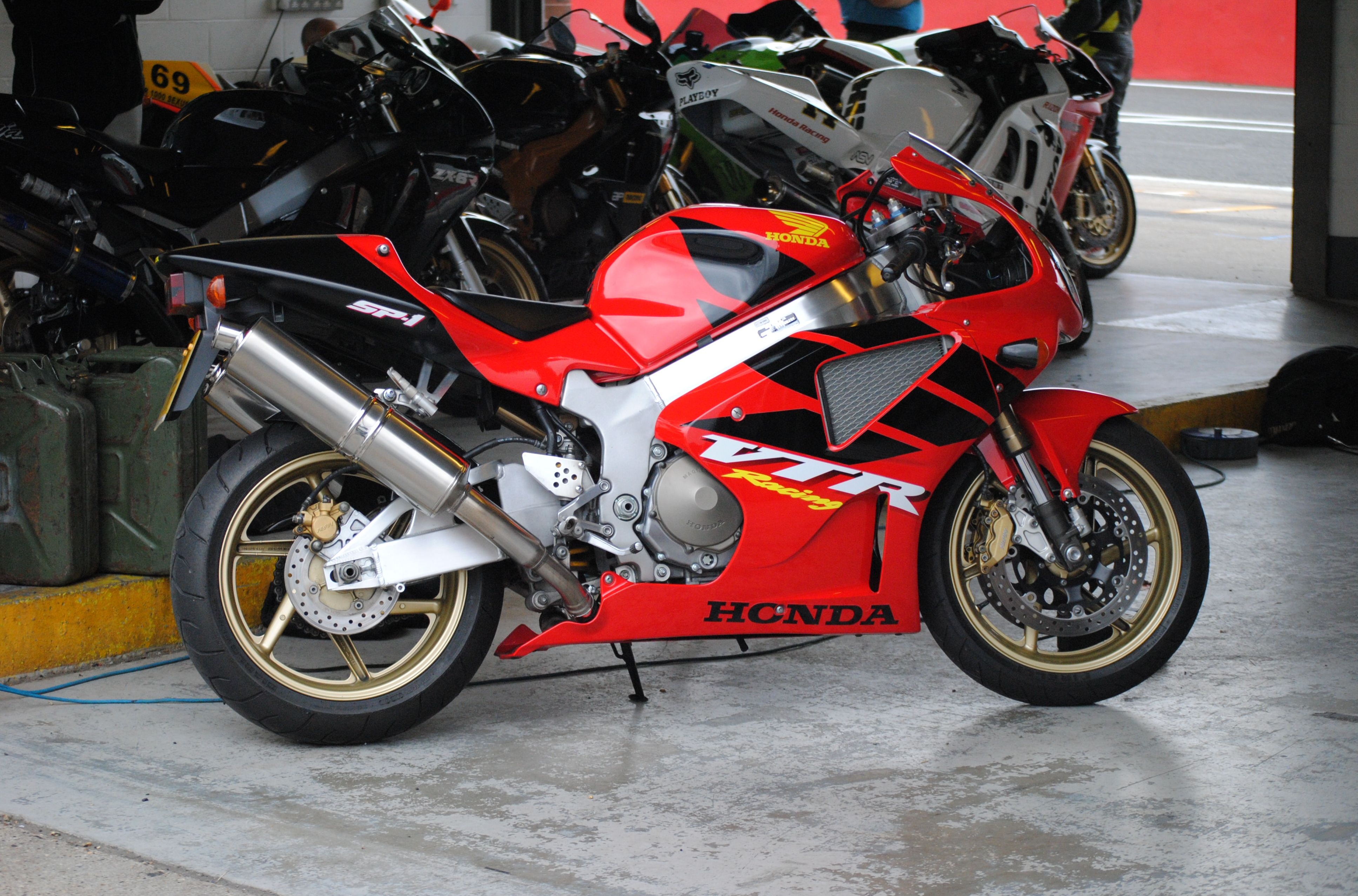 2000 Honda VTR1000SP-1 #7