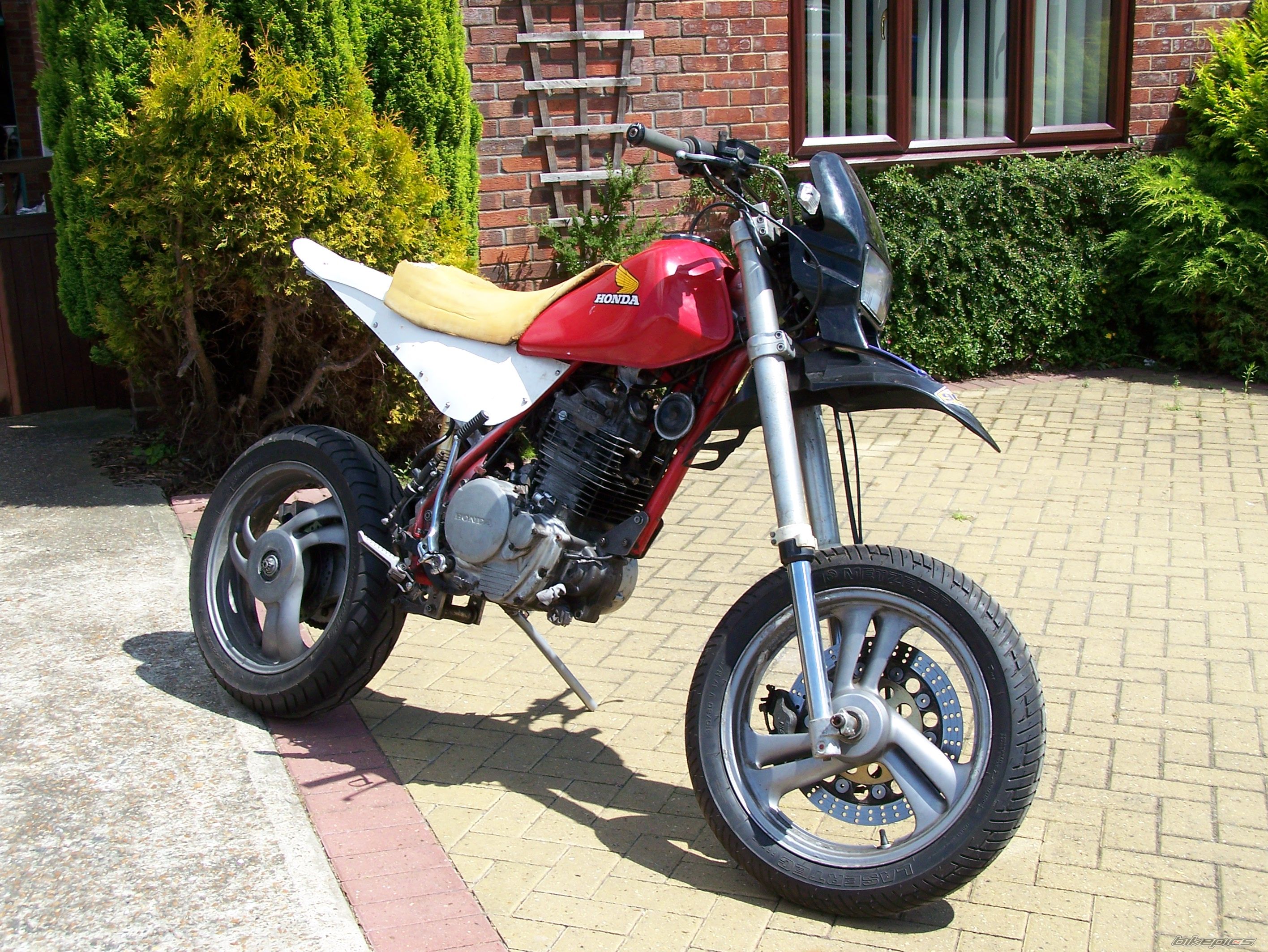 1987 Honda XBR500 #8