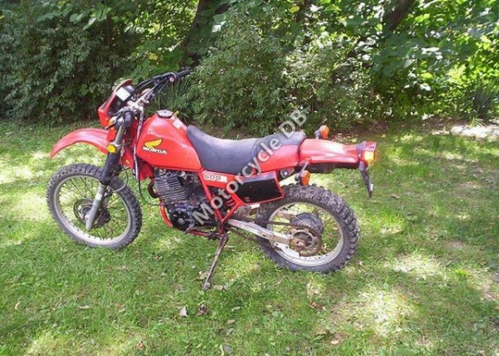 1986 Honda XL600R (reduced effect) #8