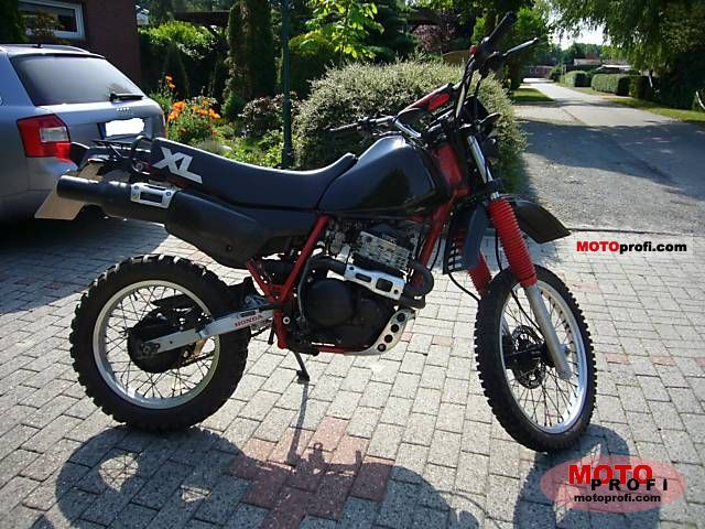 1983 Honda XL600R #10