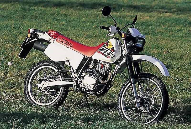 1999 Honda XLR125 #9