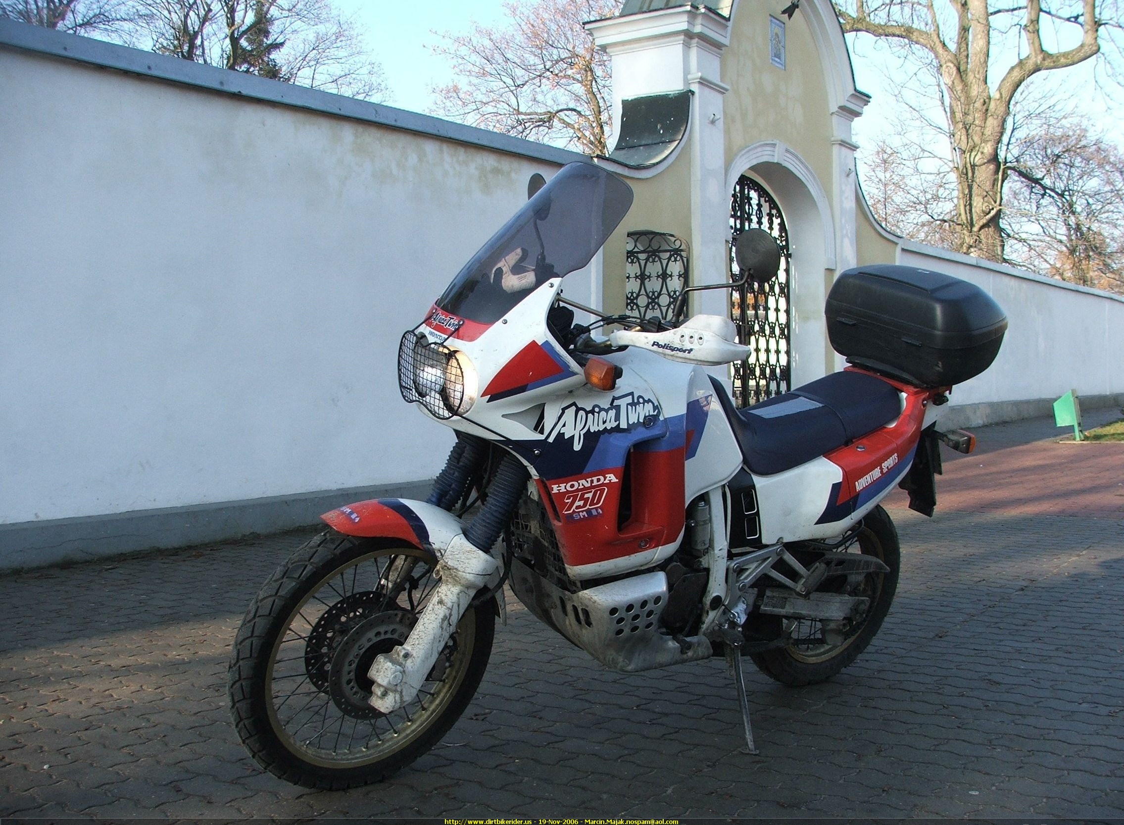 1990 Honda XRV750 Africa Twin #8