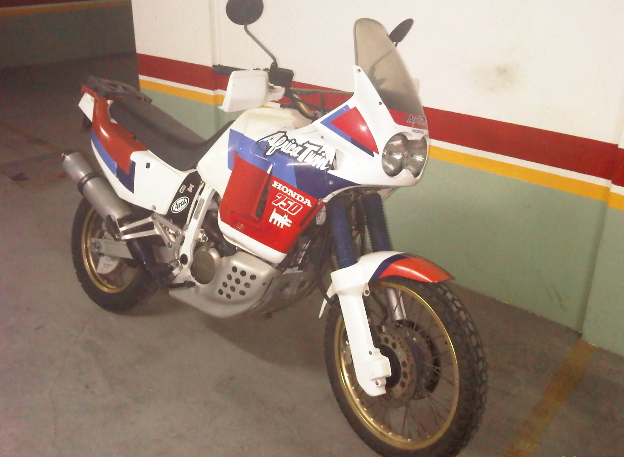 1991 Honda XRV750 Africa Twin #8