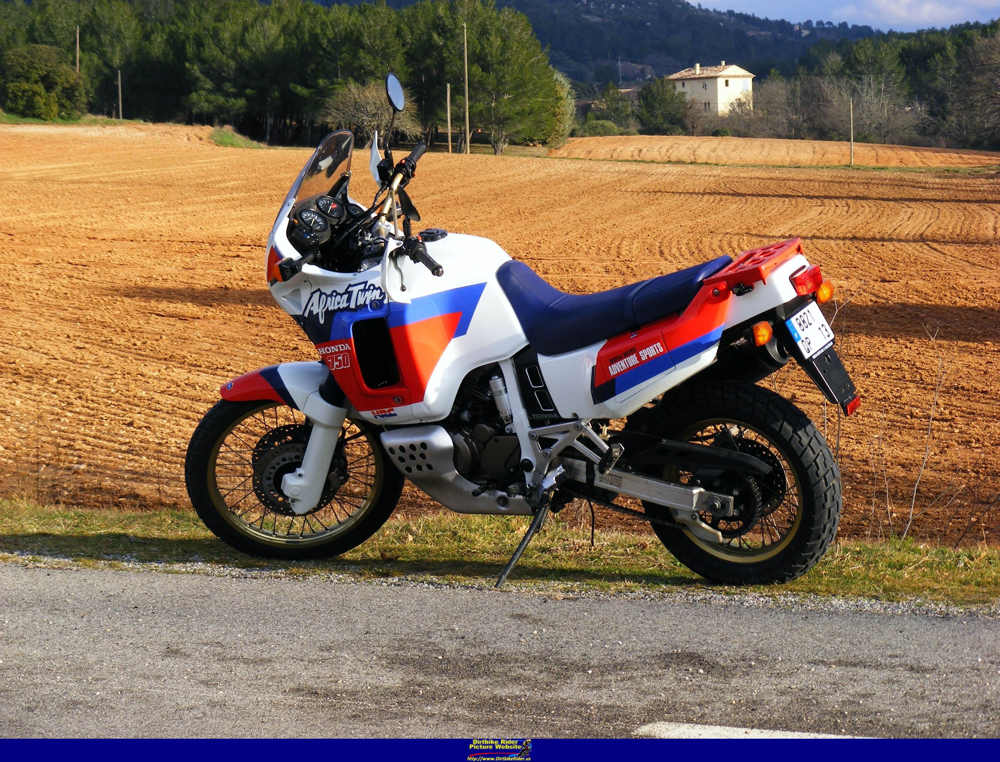 Honda xrv 750 africa. Honda Africa Twin 750. Honda Africa Twin. Honda Africa Twin 1992. Honda XRV 750.