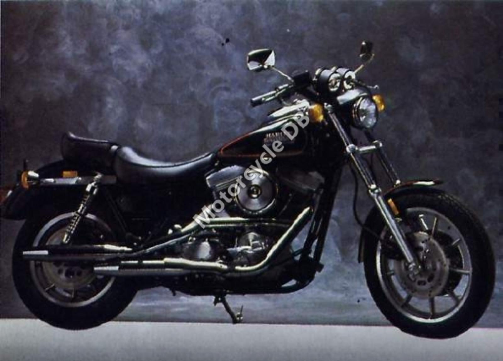 1984 Kawasaki GPZ550 (reduced effect) #7