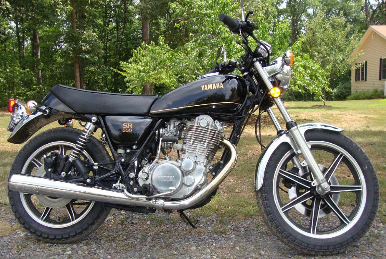 1986 Kawasaki GPZ550 (reduced effect) #8