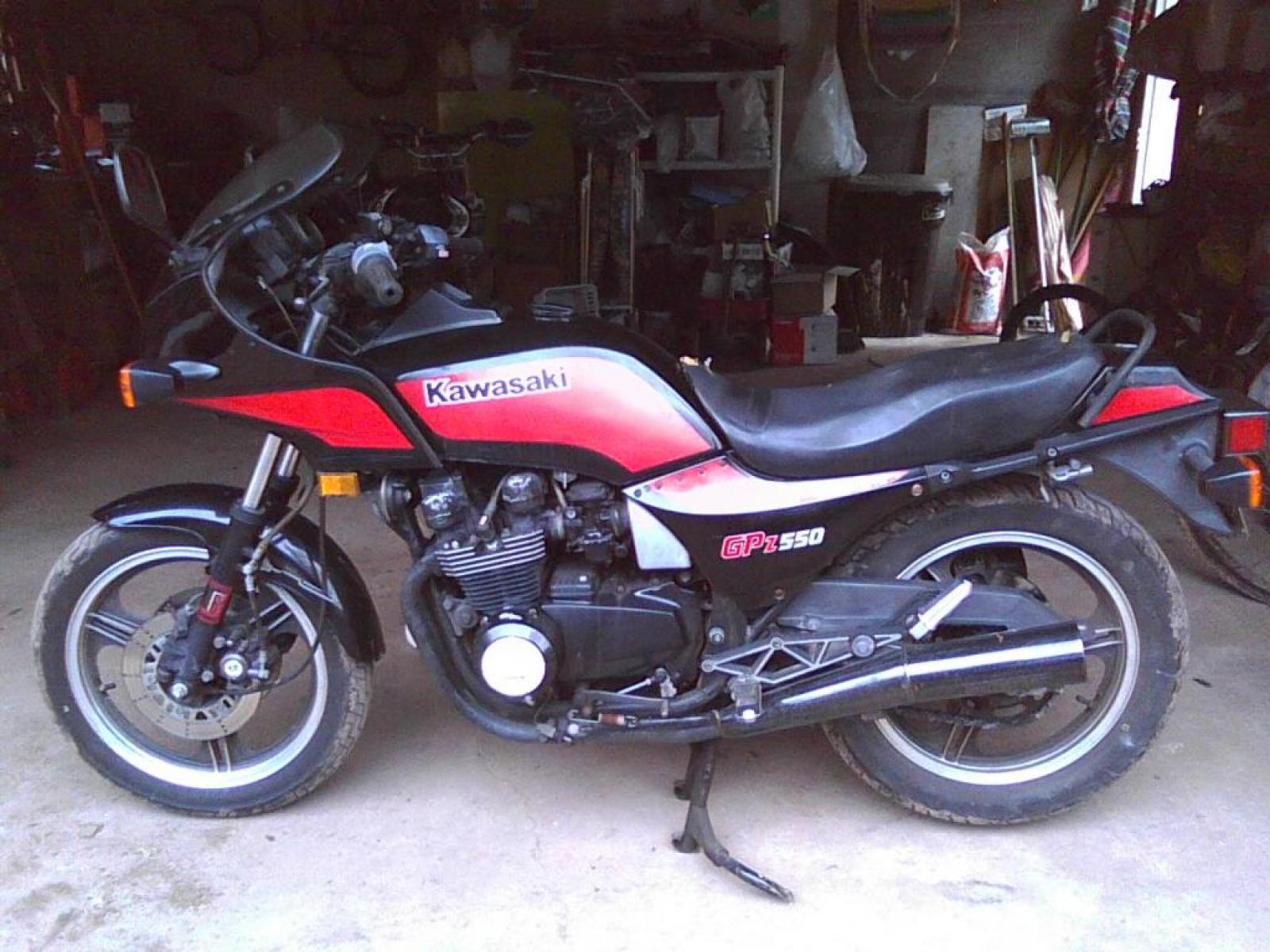 1986 Kawasaki GPZ550 #8