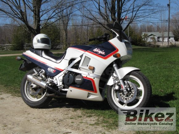 1987 Kawasaki GPZ600R #8