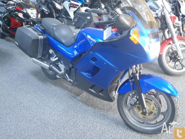 2001 Kawasaki GTR1000 #9
