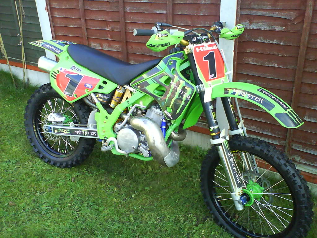 1990 Kawasaki KX250 #10