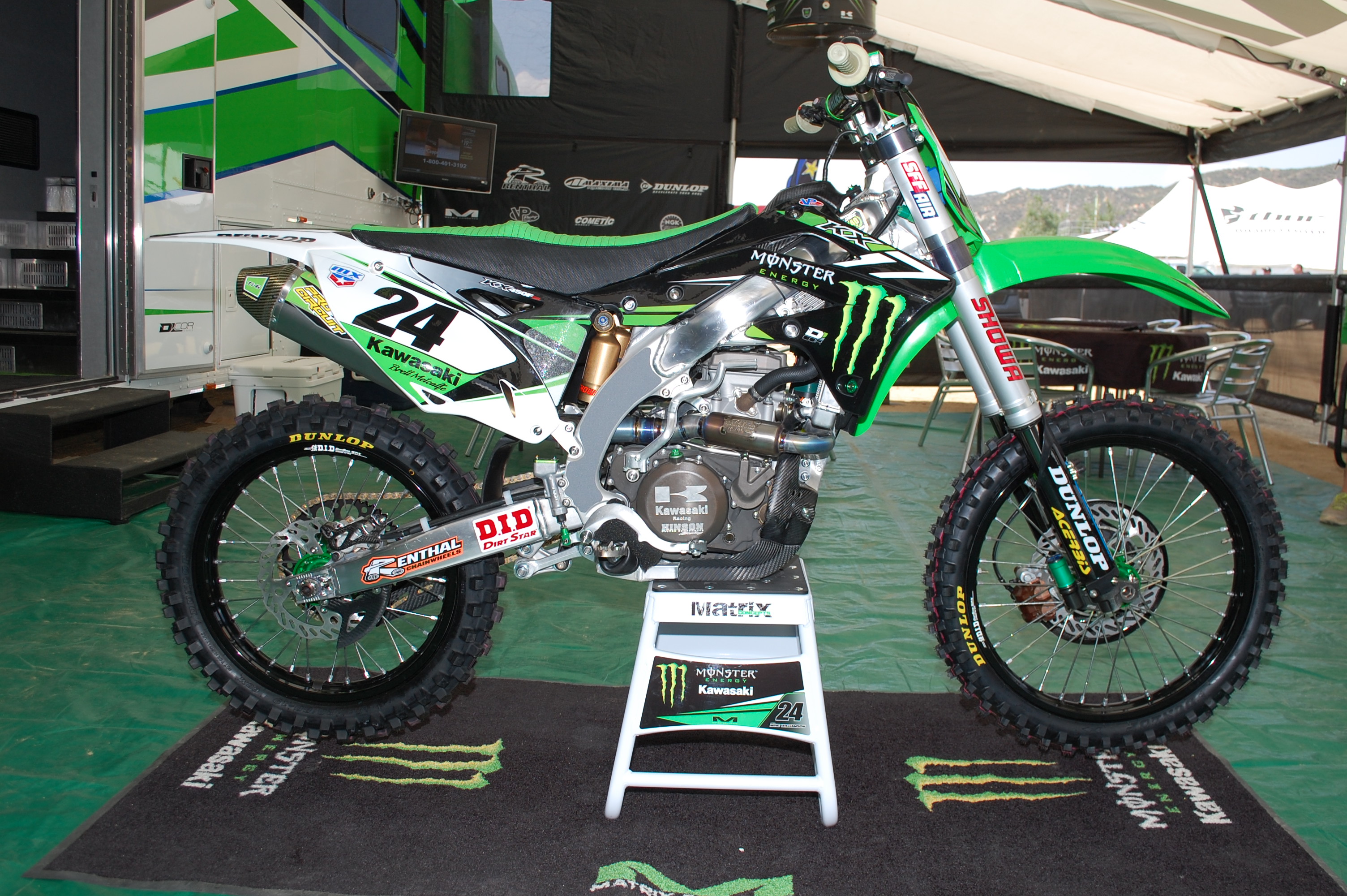 Kawasaki kx450f. Кавасаки kx450f. Kawasaki KX 450. Kawasaki kx450f 2010. Kawasaki kx450f Monster Energy.