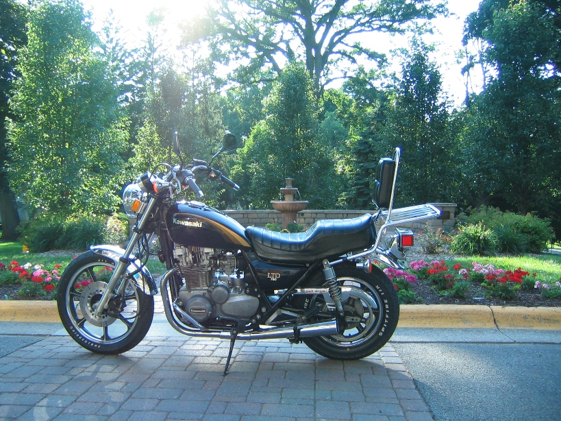 1983 Kawasaki KZ750 K1 LTD #8