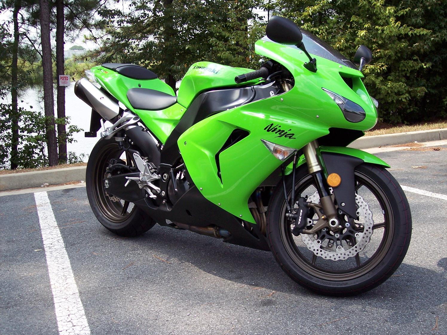 Kawasaki Ninja ZX 10r 2005