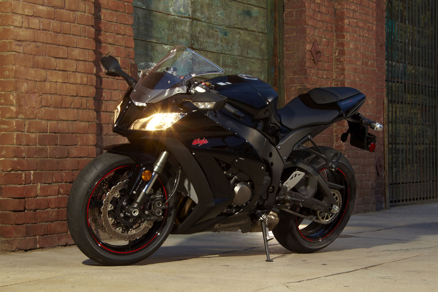 2011 Kawasaki Ninja ZX-10R #7