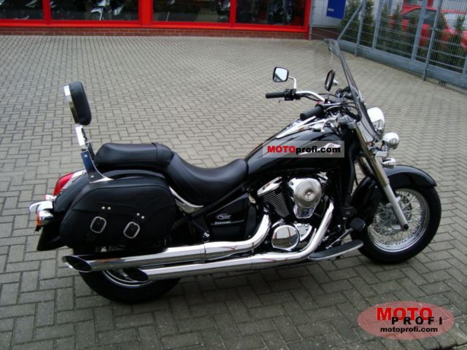 2011 Kawasaki VN900 Light Tourer #7