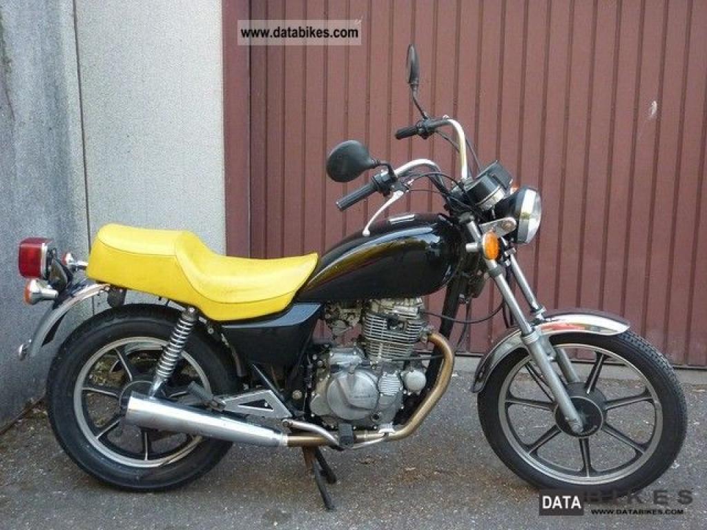 1983 Kawasaki Z250 LTD #7