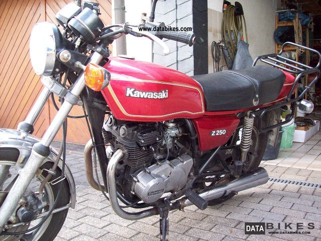 1981 Kawasaki Z250C #7