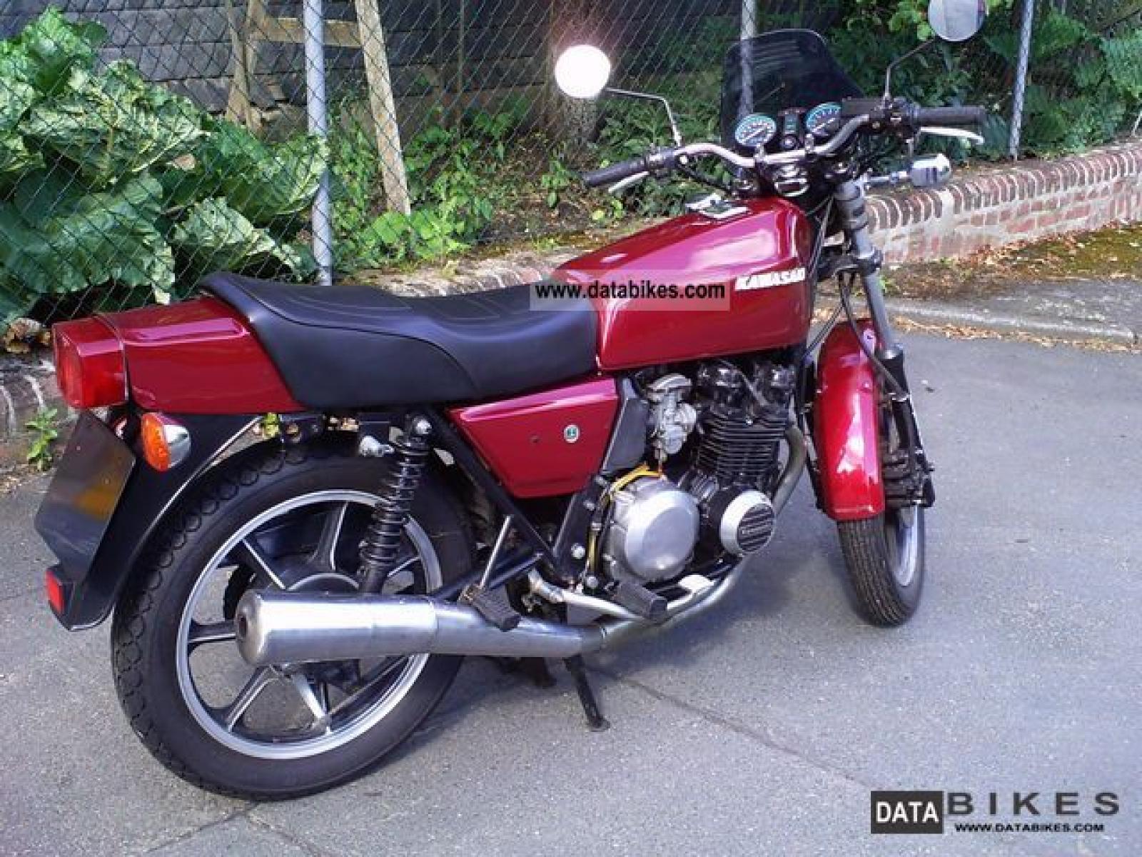 1982 Kawasaki Z400J #9