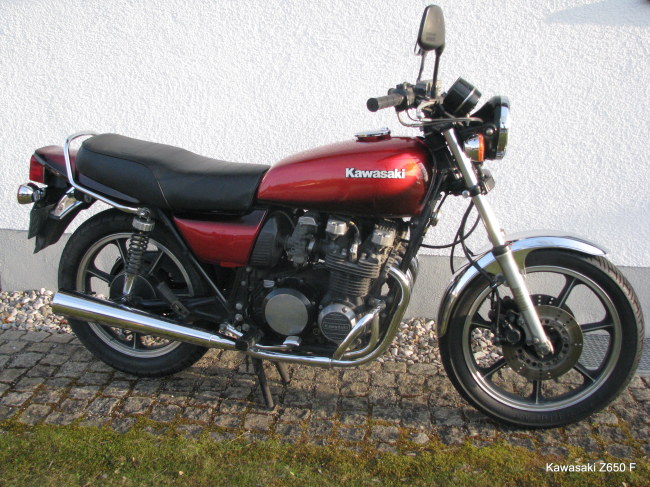 Kawasaki Z650F #9
