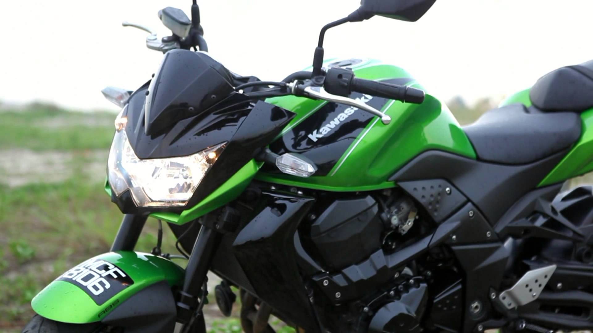 2012 Kawasaki Z750R #9