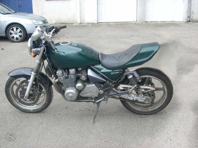 1999 Kawasaki Zephyr 550 #9