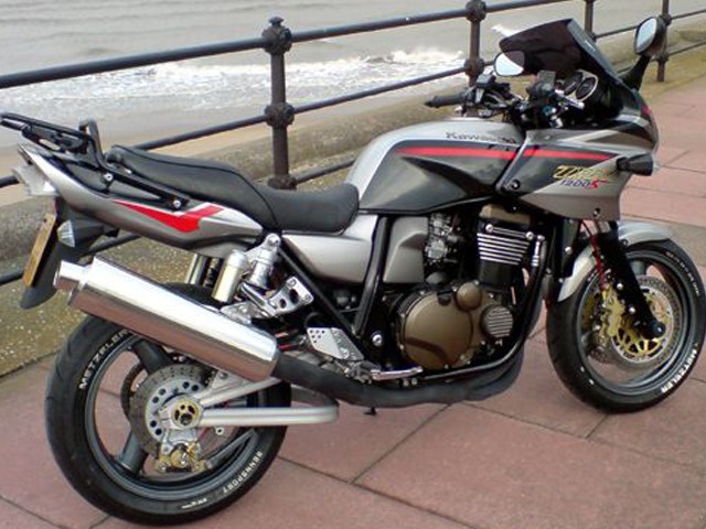 Kawasaki ZRX1200S #8
