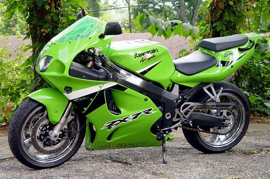 2003 Kawasaki ZX-7R #9