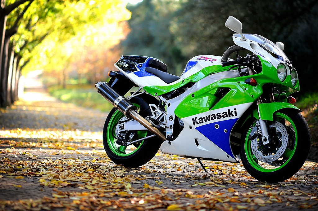 New special. Kawasaki ZXR 750 R. Кавасаки zx750r. Kawasaki ZX 750. Kawasaki ZXR 750 h1.