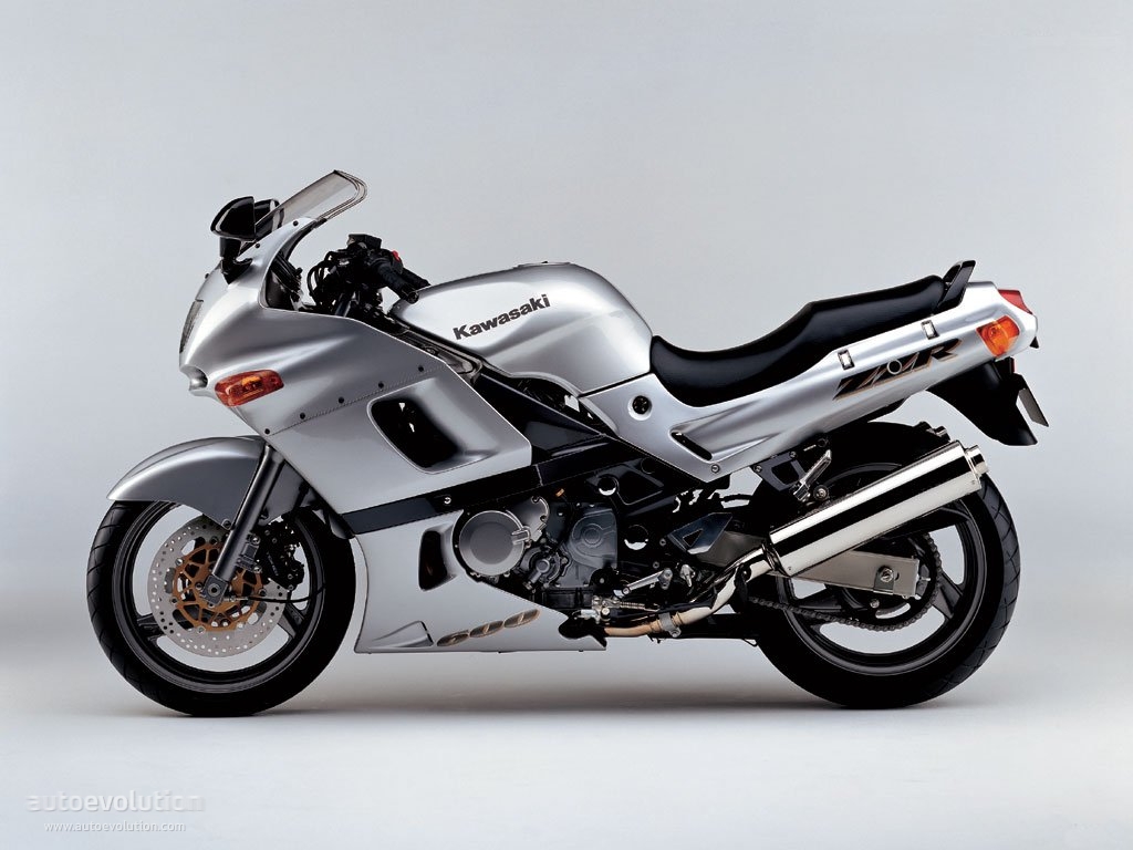 1993 Kawasaki ZZR600 #7