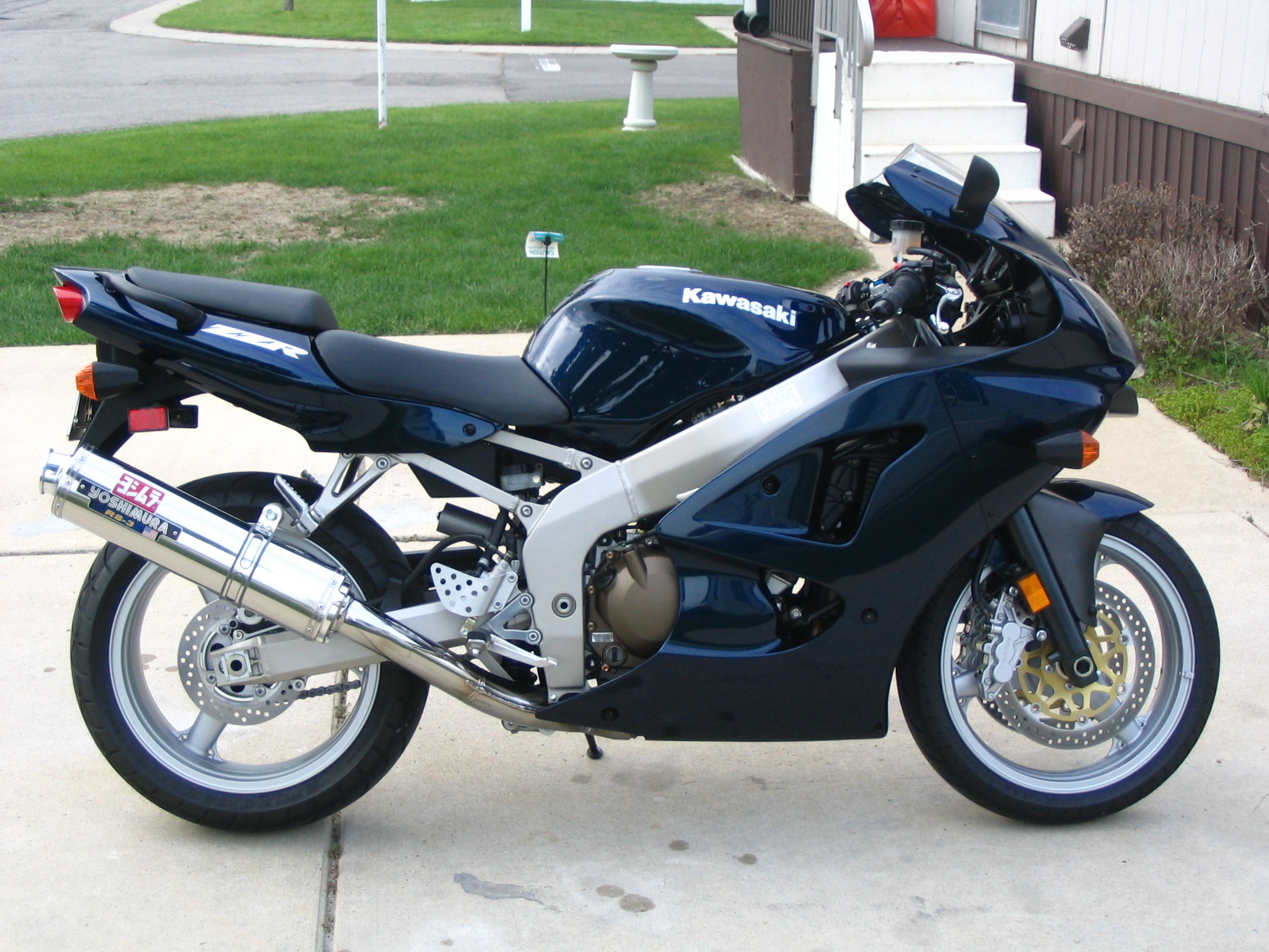 2005 Kawasaki ZZR600 #10