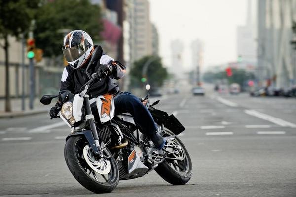 KTM 200 Duke #9