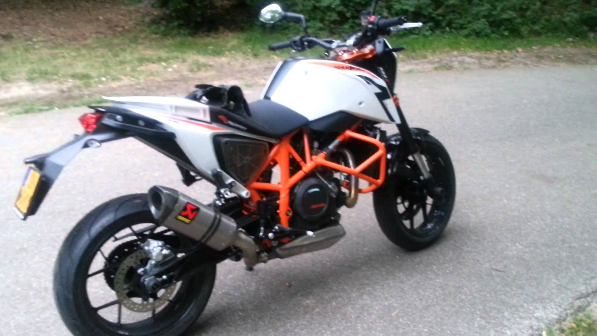 2014 KTM 690 ABS Duke #10