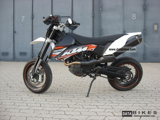 2011 KTM 690 SMC #10