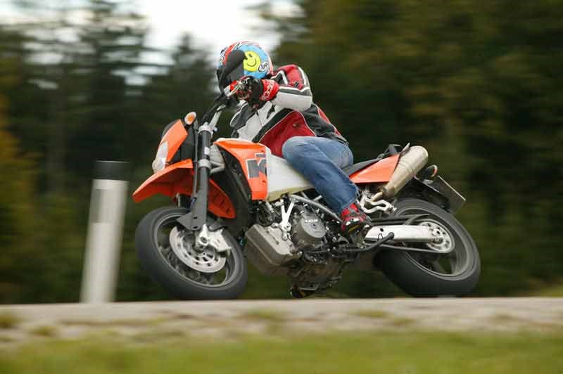 KTM 950 Supermoto #7