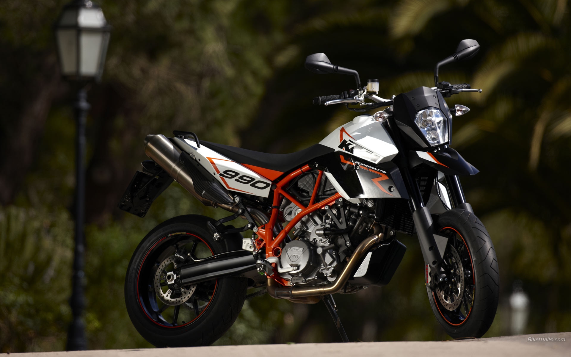 2012 KTM 990 Supermoto R #7