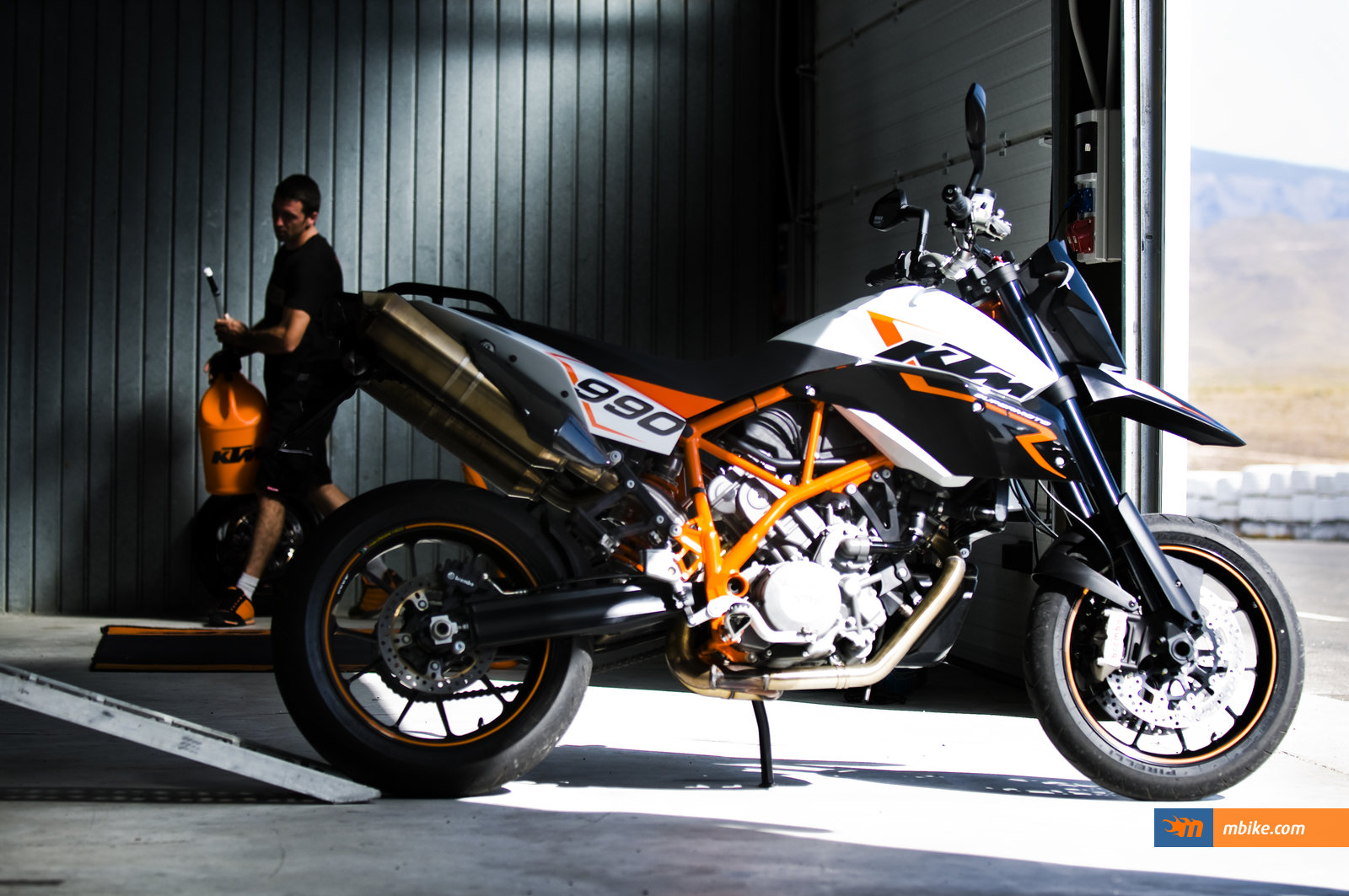 2011 KTM 990 Supermoto #8