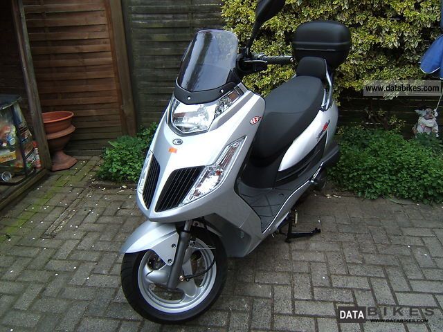 2011 Kymco Yager GT 200i #9