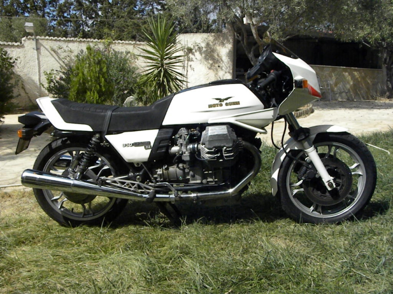 1982 Moto Guzzi 850 Le Mans 111 #9