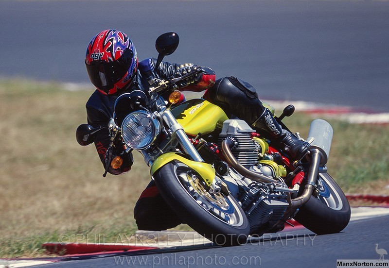 1999 Moto Guzzi V11 Sport #9