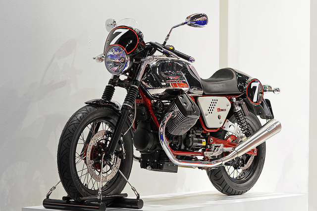 2012 Moto Guzzi V7 Racer #8