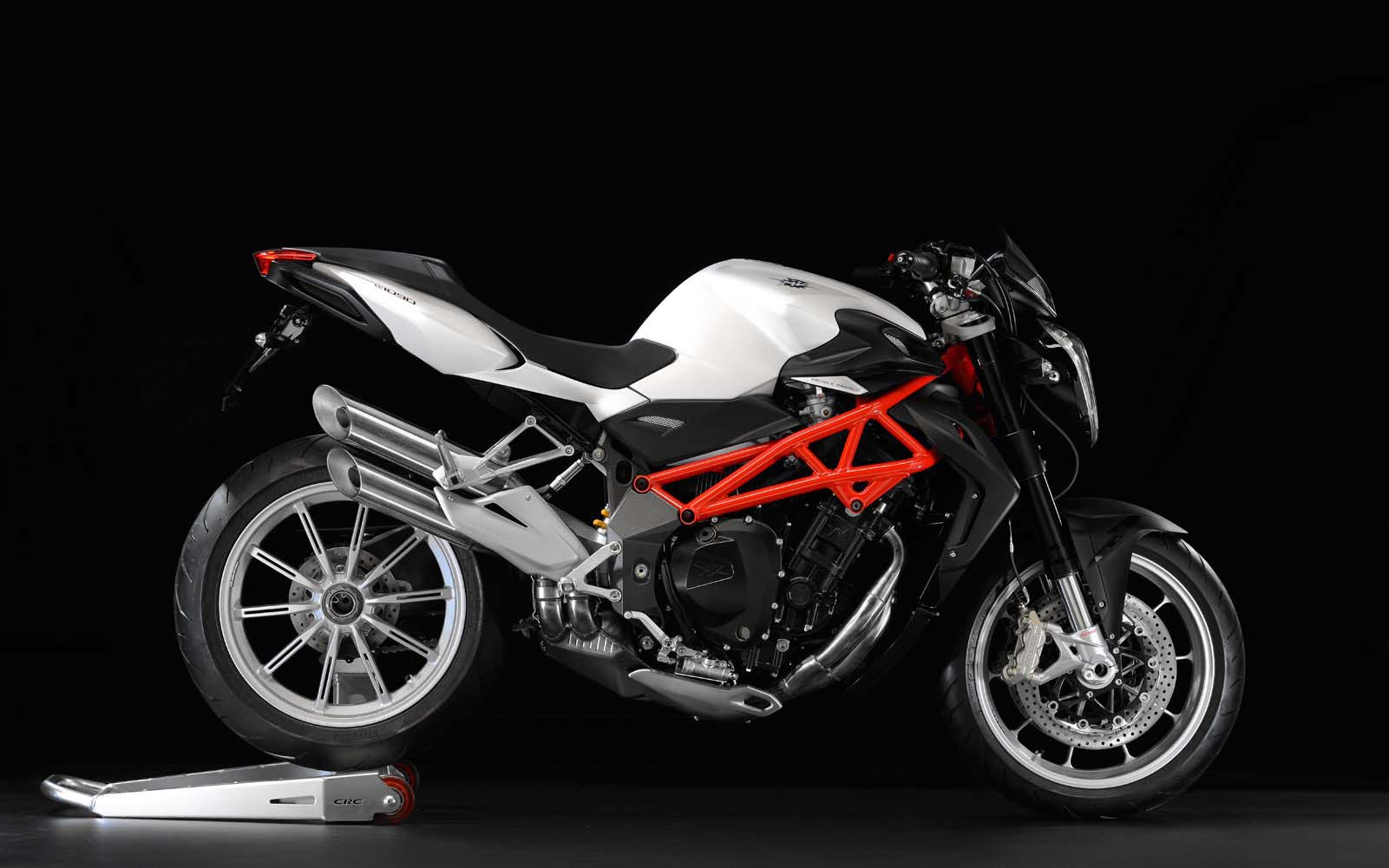 2013 MV Agusta Brutale 675 #9