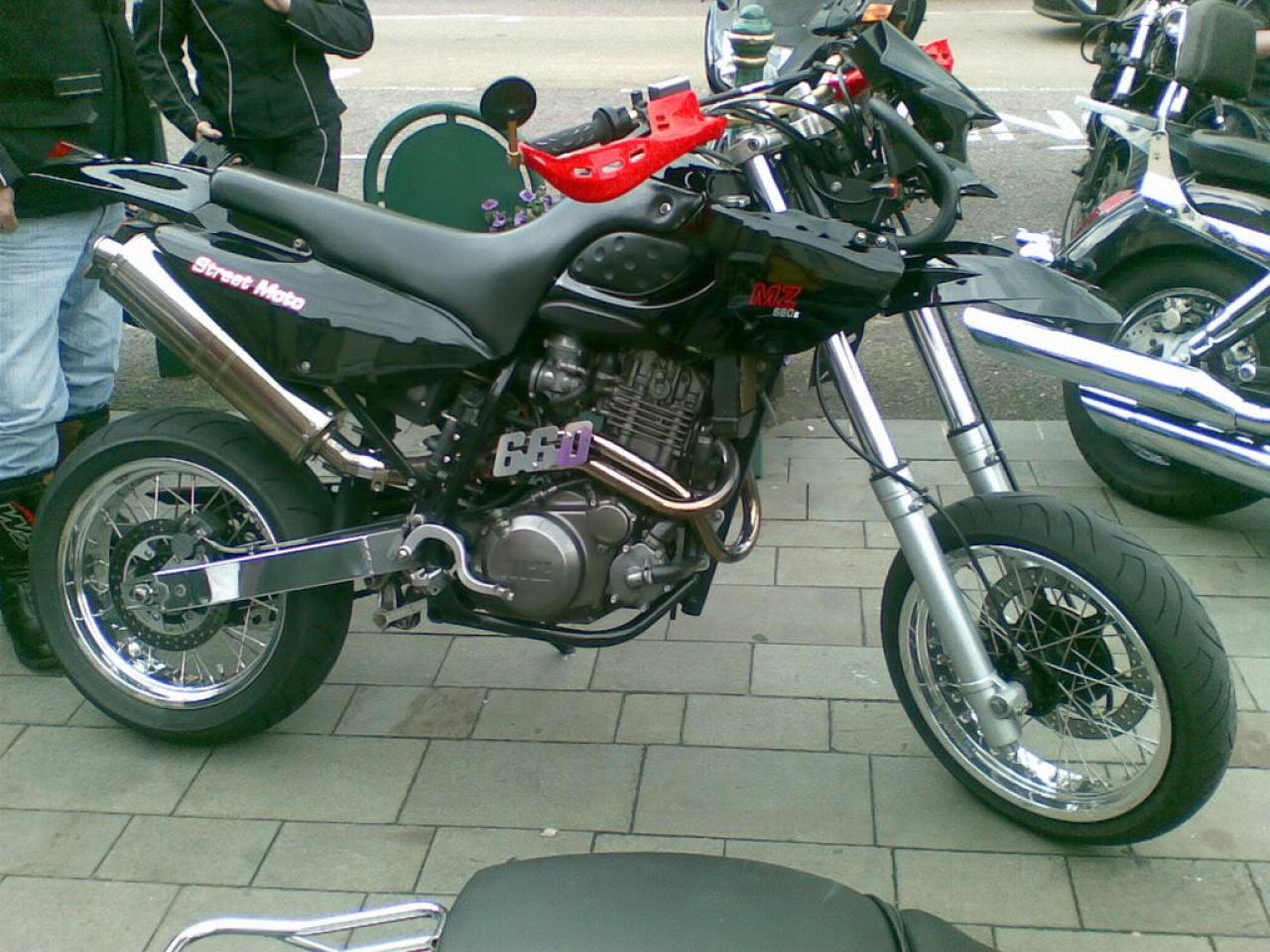 2009 MZ 660 Supermoto S #9