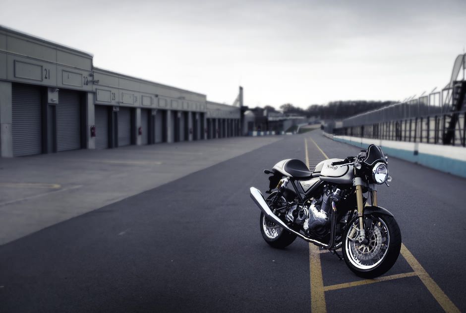 Norton Commando 961 Cafe Racer #8