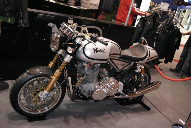 2006 Norton Commando 961 SS Specs #7