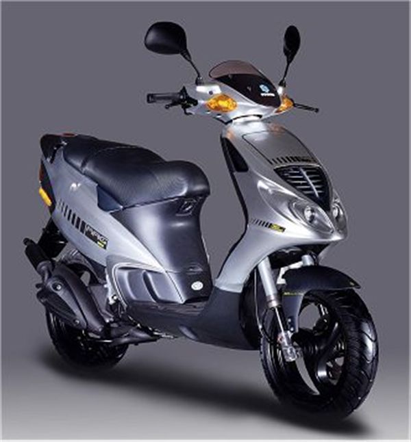 2005 Piaggio NRG MC3 DT #8