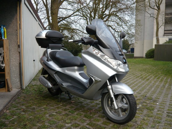 Piaggio X8 200 #8