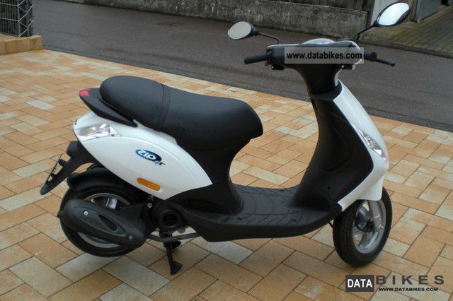 2011 Piaggio Zip 50 #9