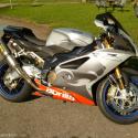 Aprilia RSV 1000 R