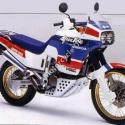 1990 Honda XRV750 Africa Twin (reduced effect)